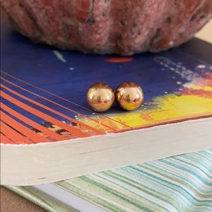 14K 10MM Gold Ball Stud Earrings